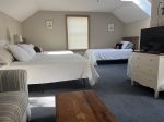 3rd floor Bedroom